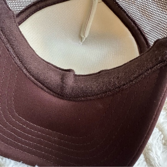 PBR BUD LIGHT CUP Las Vegas Trucker Patch Hat & Gold Chain Trending - Picture 5 of 6